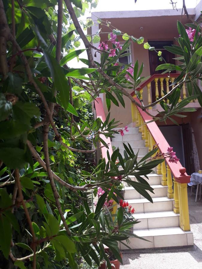 Apartman Tatjana Sutomore Exterior foto